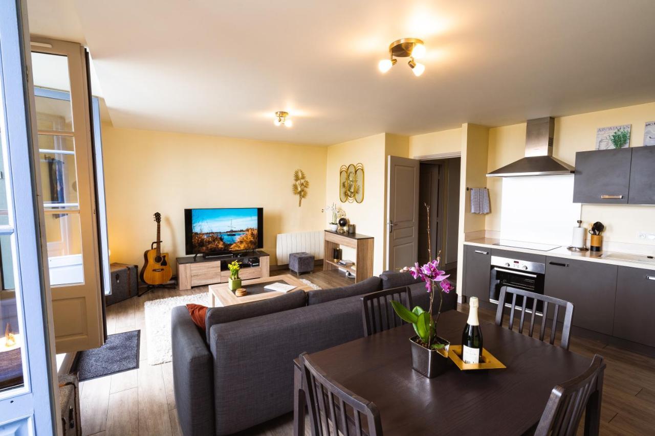 Le Pont Royal Apartment Амбоаз Екстериор снимка